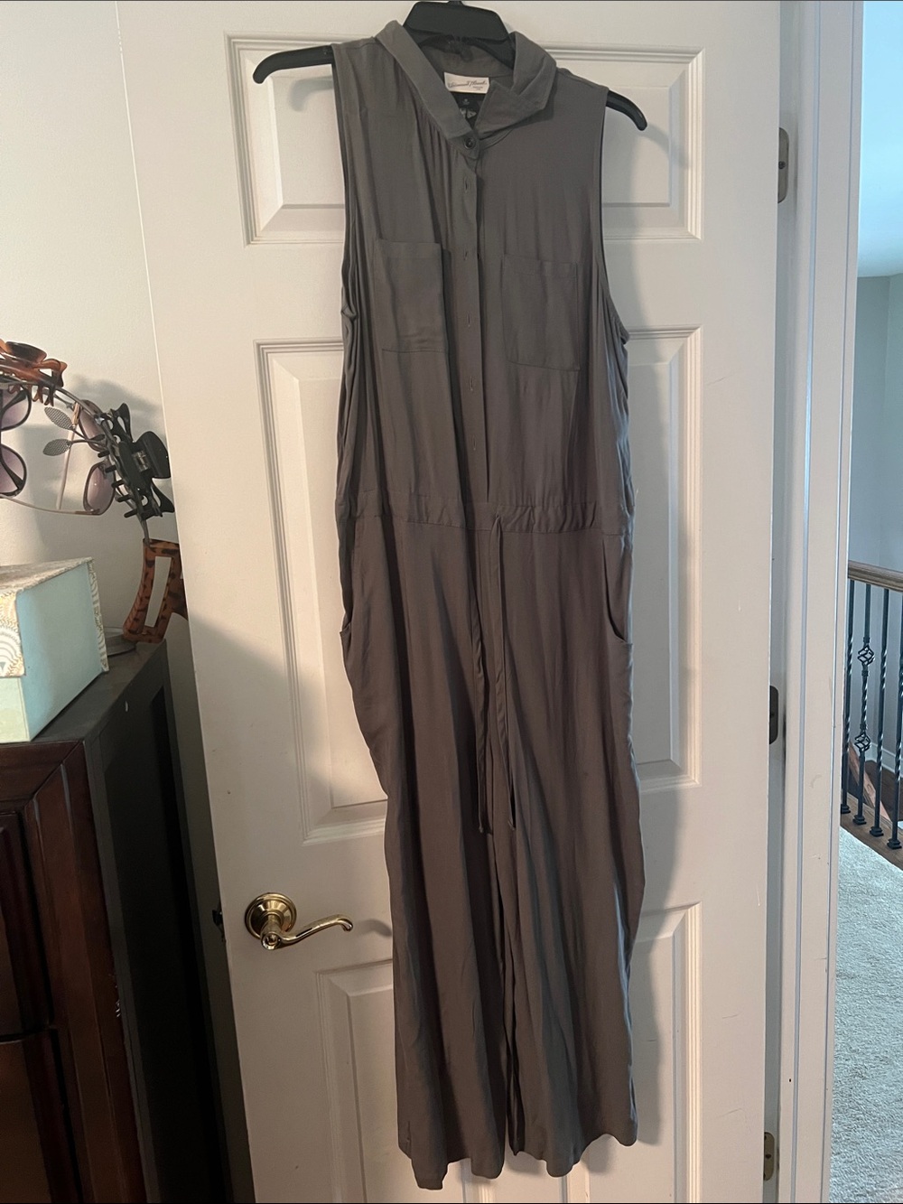Universal Thread Sleeveless Hooded Jumpsuit in Charcoal